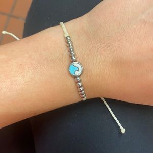 pura vida, one size suppose to fit all